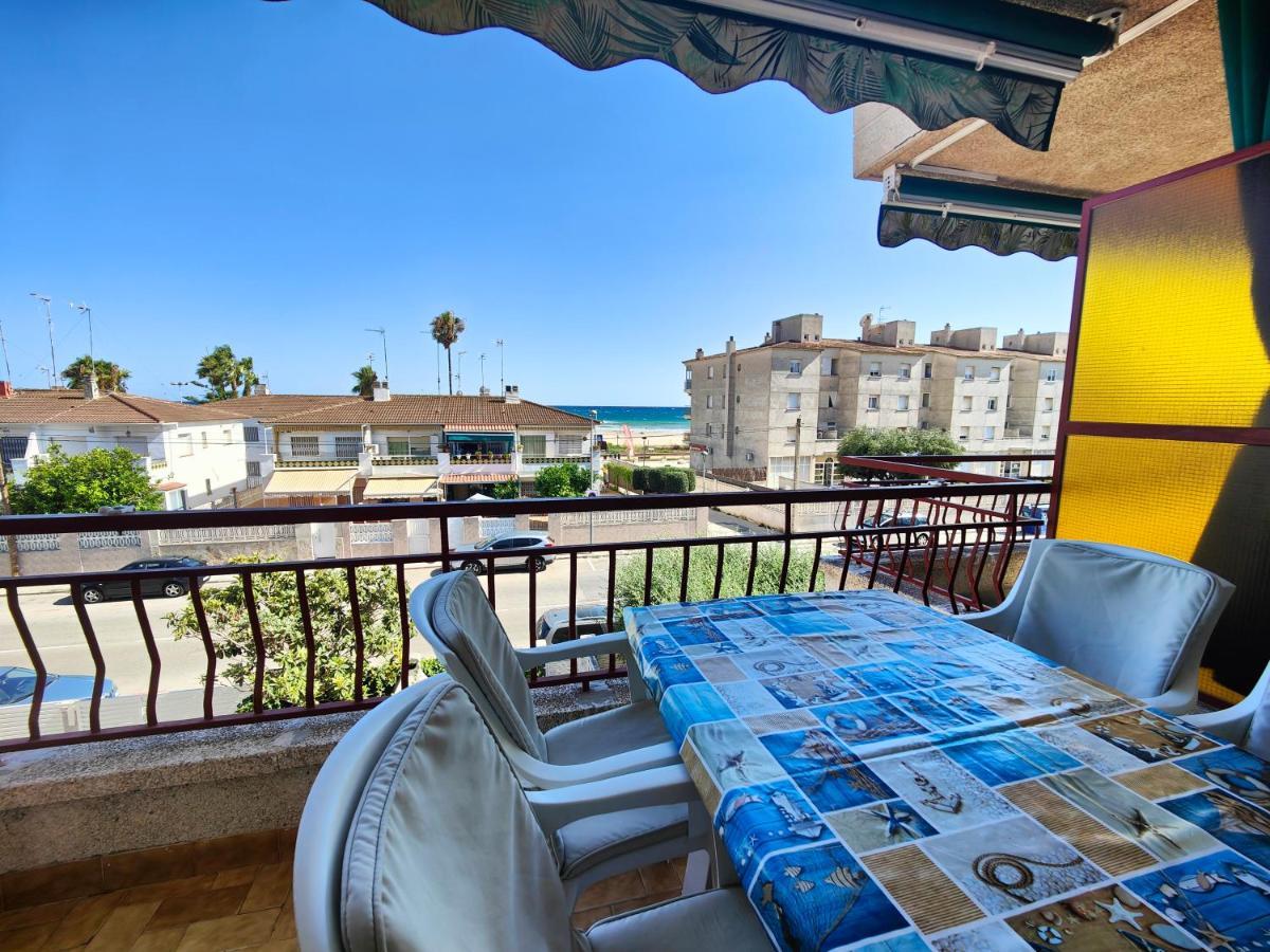 Apartamento En La Playa Cunit Buitenkant foto